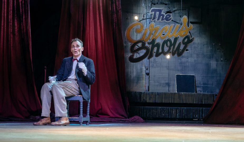 Lion - The weird and magical Abracadabra Circus Show Turun Kaupunginteatterissa